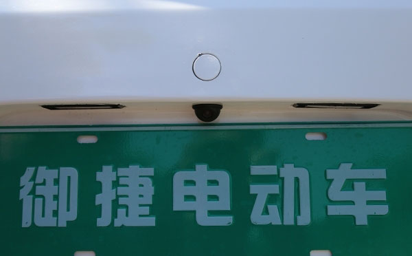 有史以来最耐看 抢先试驾御捷330微型电动汽车