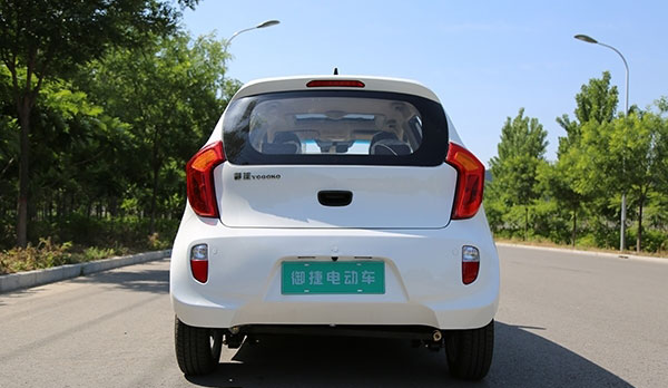 有史以来最耐看 抢先试驾御捷330微型电动汽车