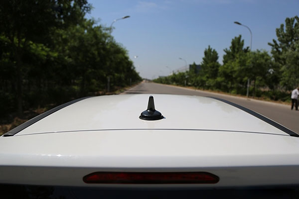 有史以来最耐看 抢先试驾御捷330微型电动汽车